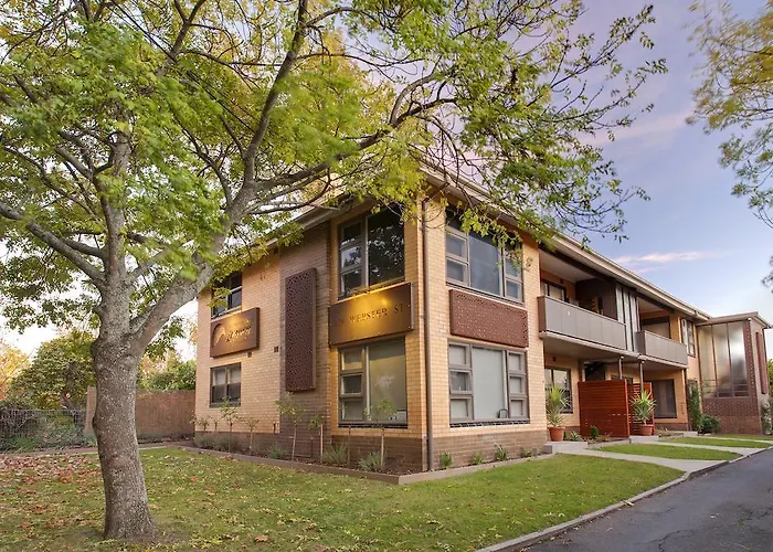 Lake Wendouree Luxury Apartments On Webster